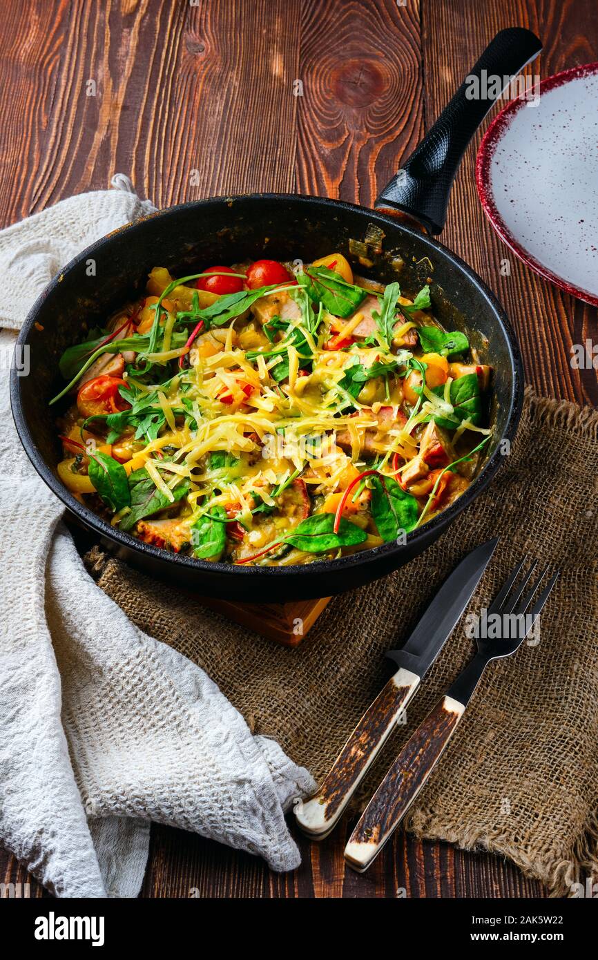 Beef and vegetables stir fry Stock Photo - Alamy