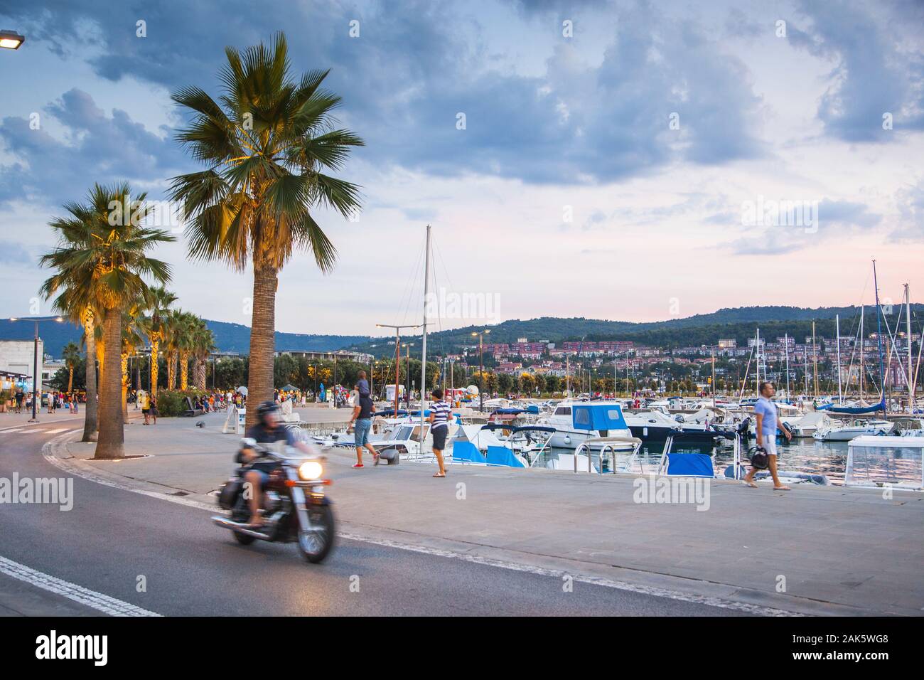 Koper: Hafenpromenade, Istrien | usage worldwide Stock Photo - Alamy