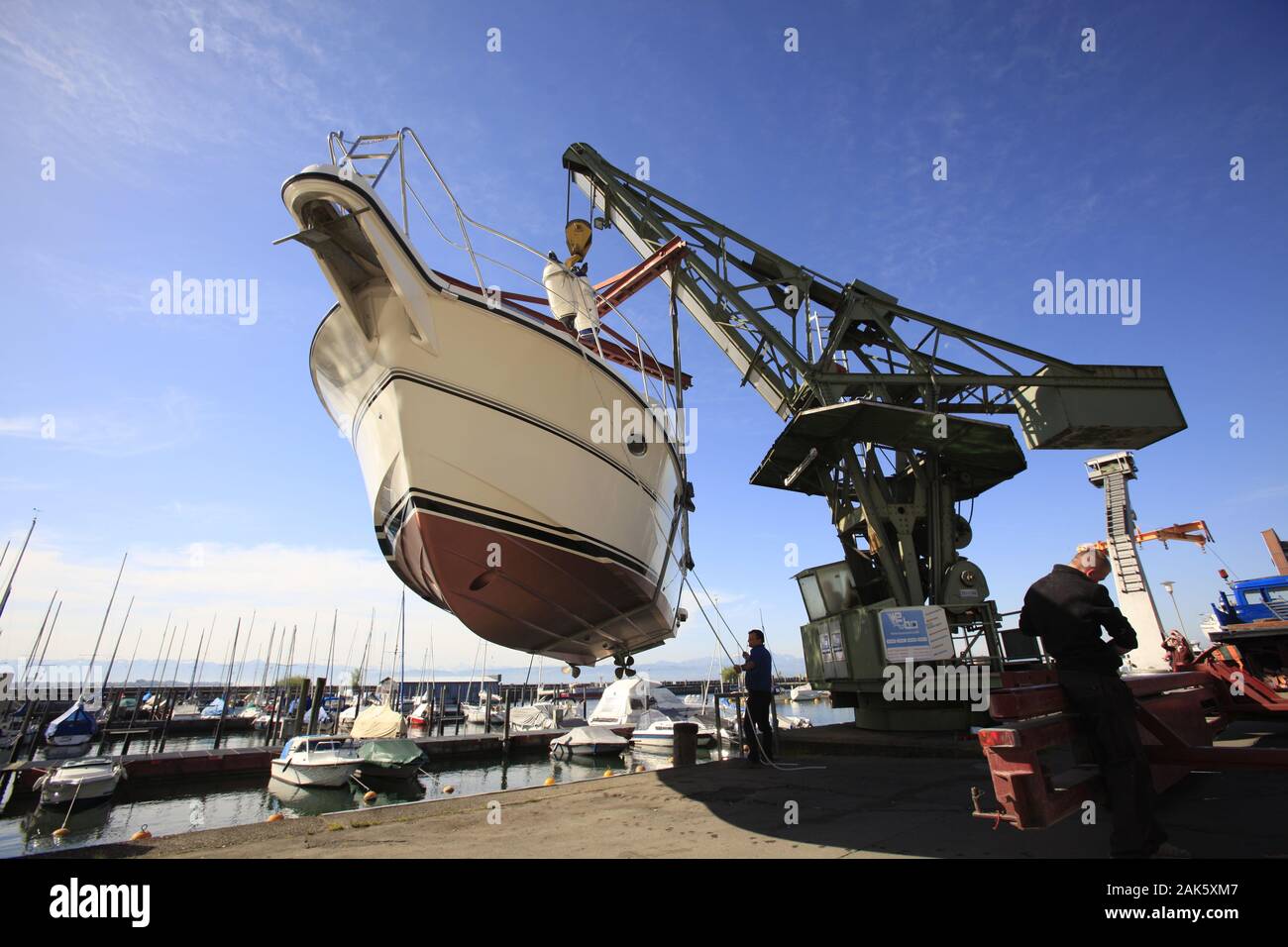 Friedrichshafen: Yachten und Boote im Sportboothafen, Bodensee | usage worldwide Stock Photo