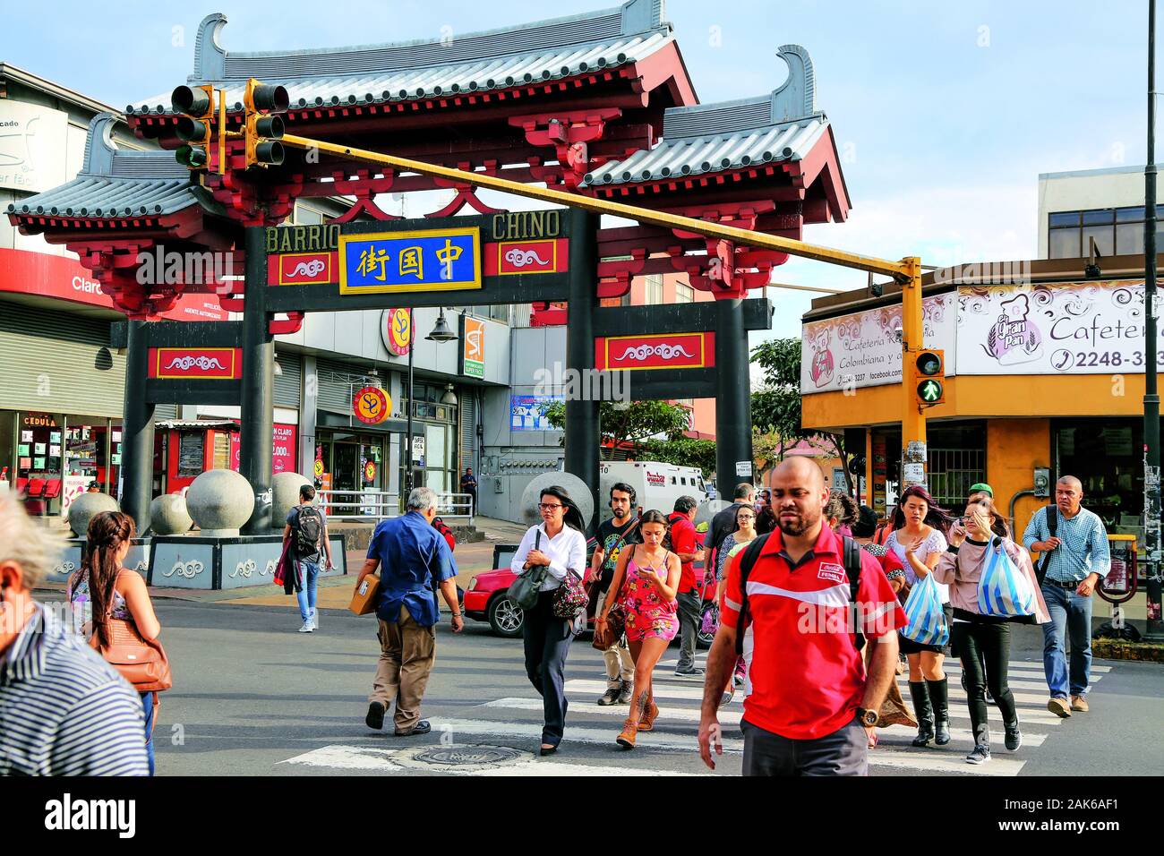 San Jose: Chinatown, Eingang in der Avenida Segunda, Costa Rica | usage  worldwide Stock Photo - Alamy