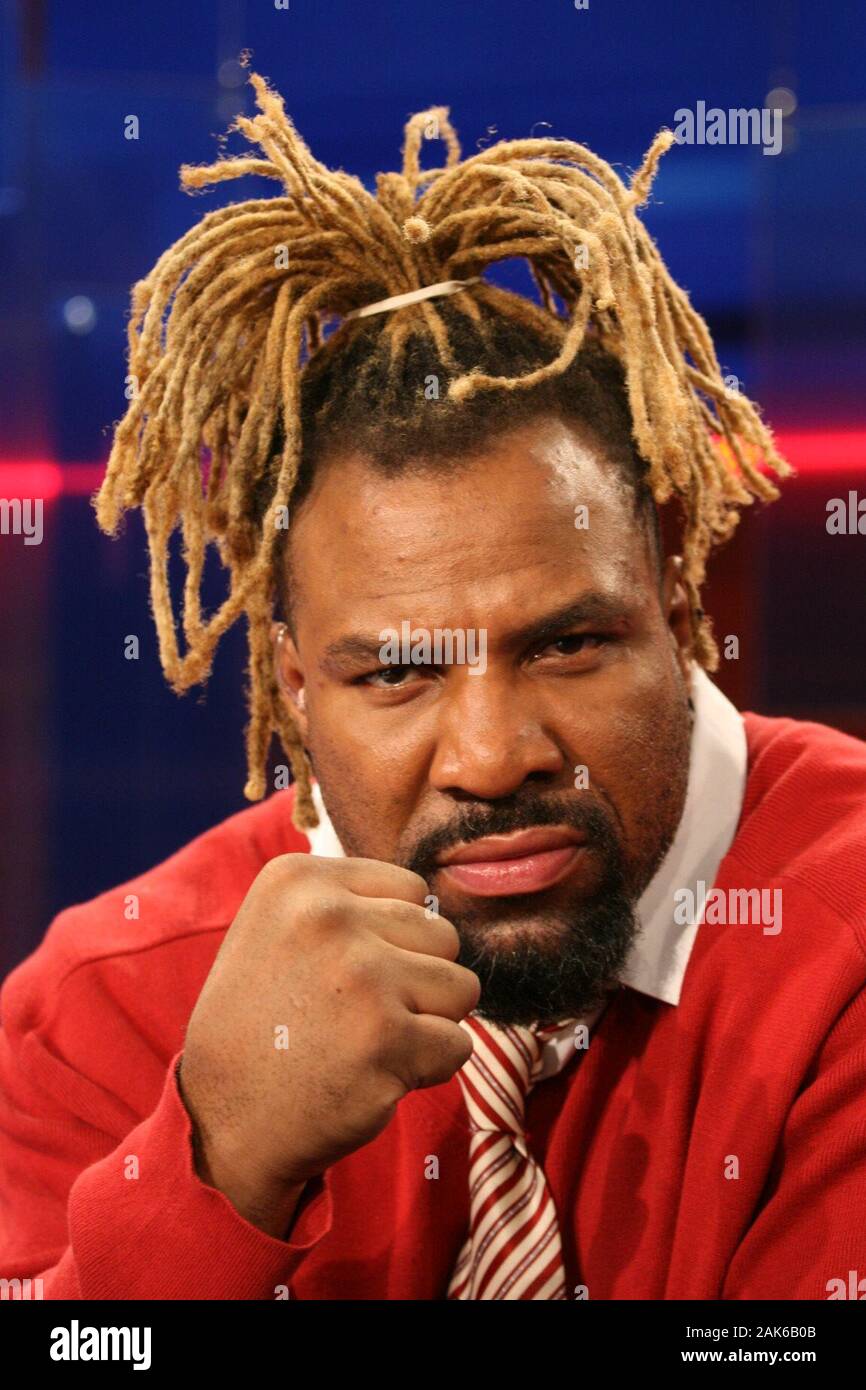 Shannon Briggs High Resolution Stock Photography and Images - Alamy