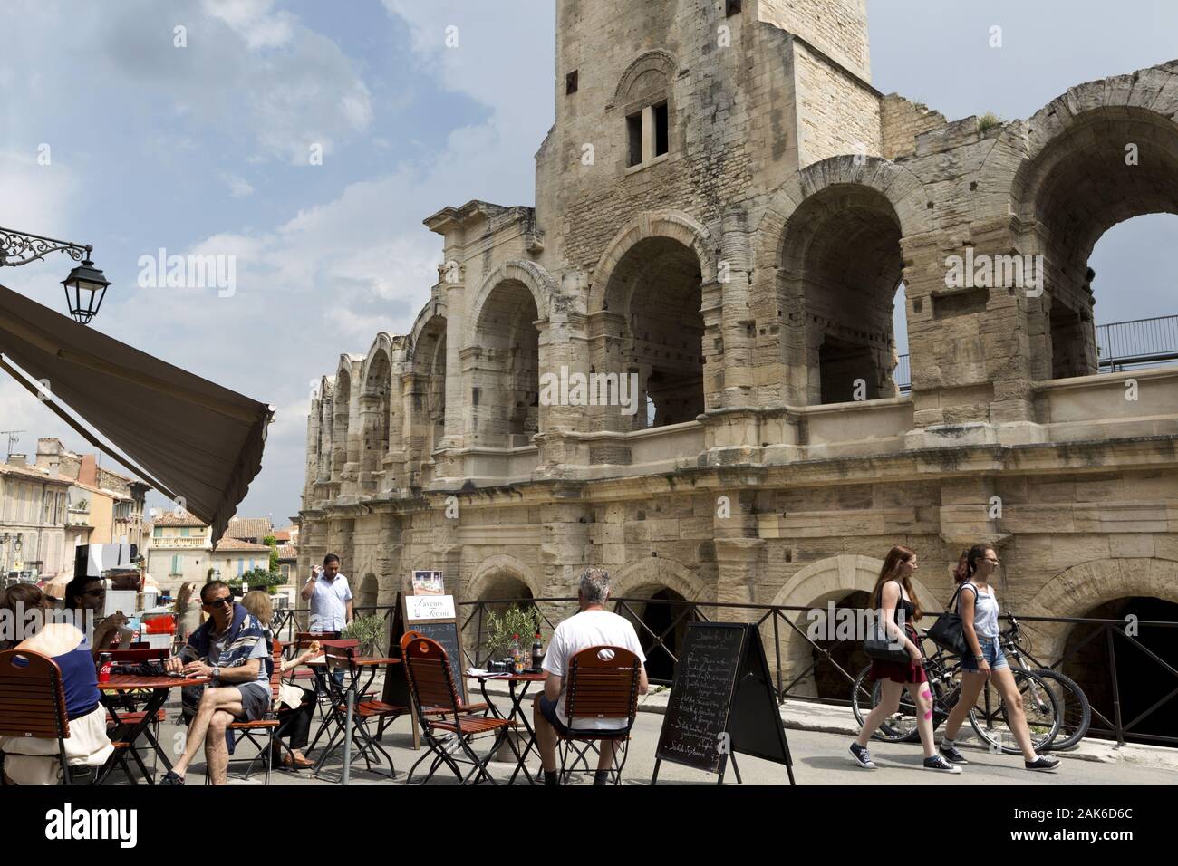 Rond point des arenes hi-res stock photography and images - Alamy