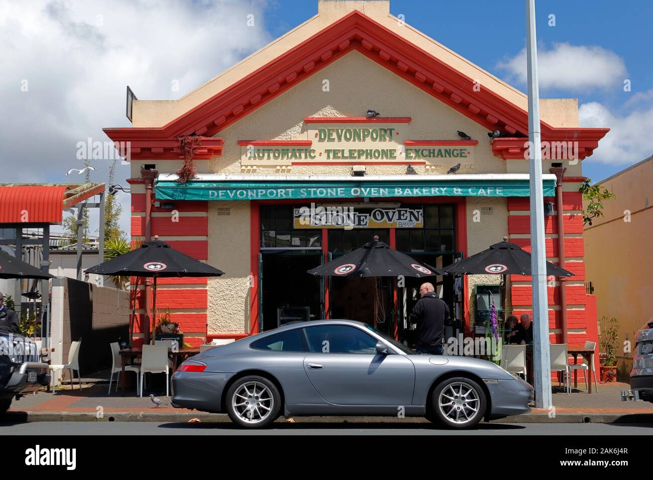 Stone oven hires stock photography and images Alamy
