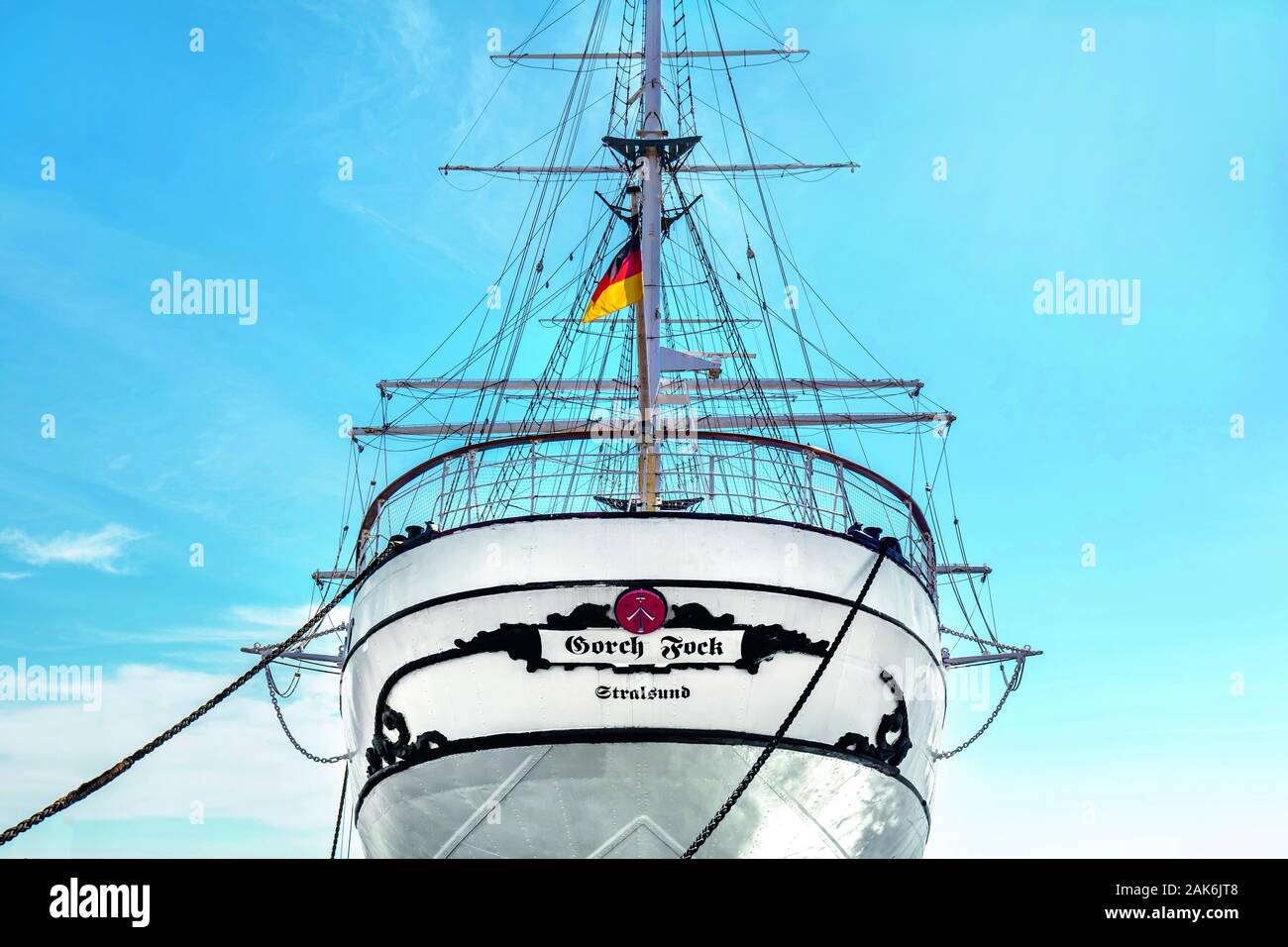 Page 2 - Segelschulschiff High Resolution Stock Photography and Images -  Alamy