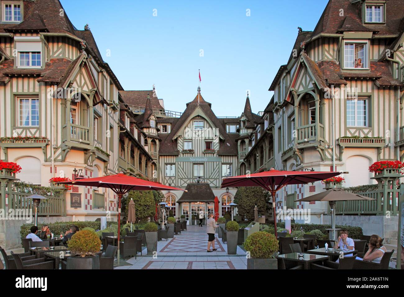 Deauville: "Hotel Barriere Le Normandy Deauville" in der Rue Jean Mermoz,  Deauville | usage worldwide Stock Photo - Alamy