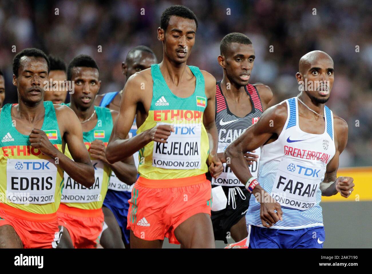 Yomif Kejelcha (Ethiopie) , Muktar Edris (Ethiopie) and Mo Farah (Great  Britain) during the Final of the 5000 Meters men of the IAAF World  Athletics Championships on August 6, 201 at the