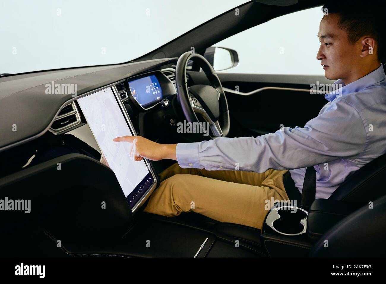 Self driving car hires stock photography and images Alamy