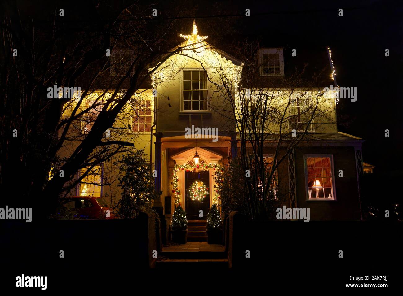Middle class house uk by night hi-res stock photography and images - Alamy