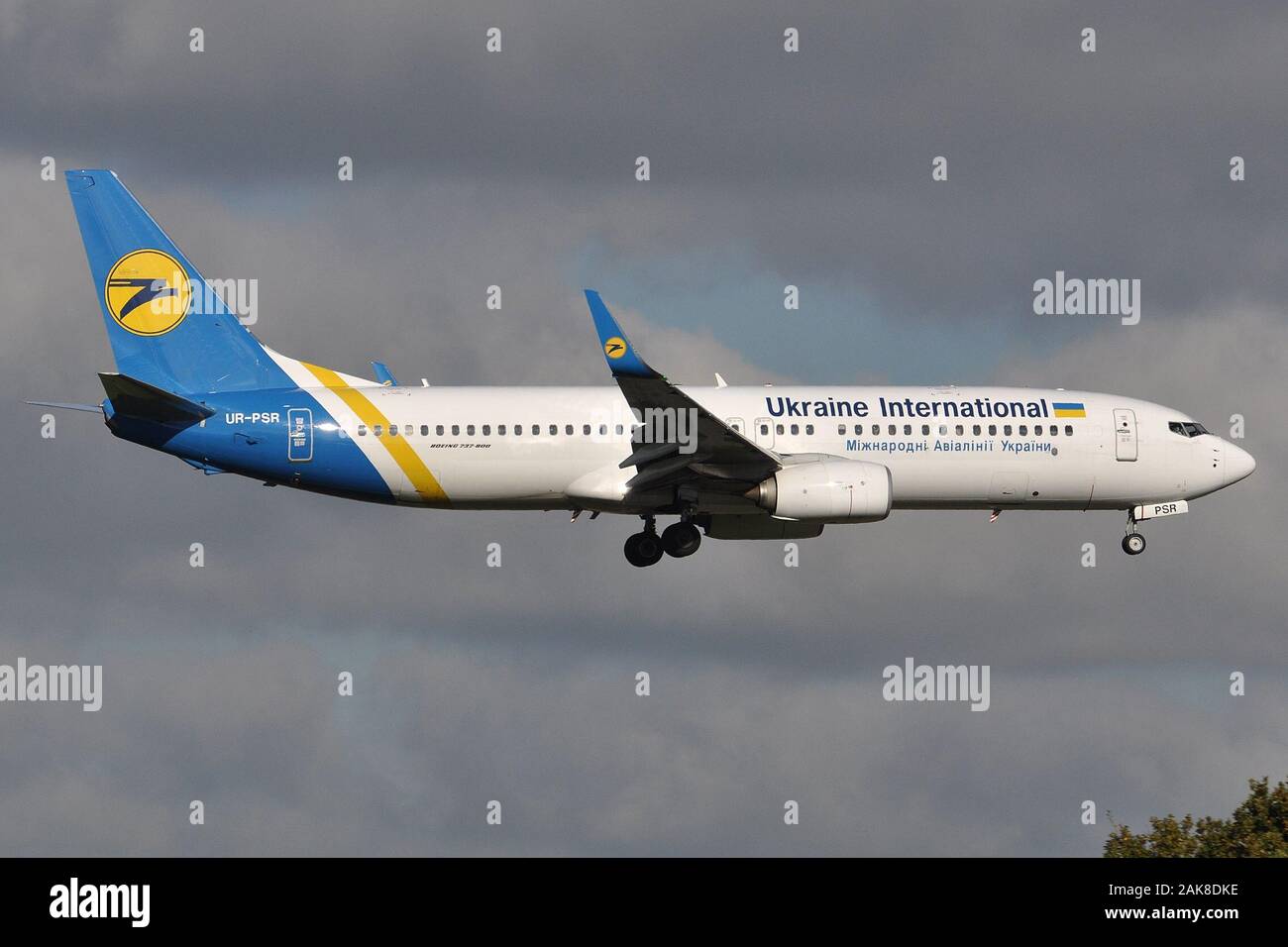 UKRAINE INTERNATIONAL AIRLINES BOEING 737-800(W) CRASHES AT TEHRAN. Stock Photo
