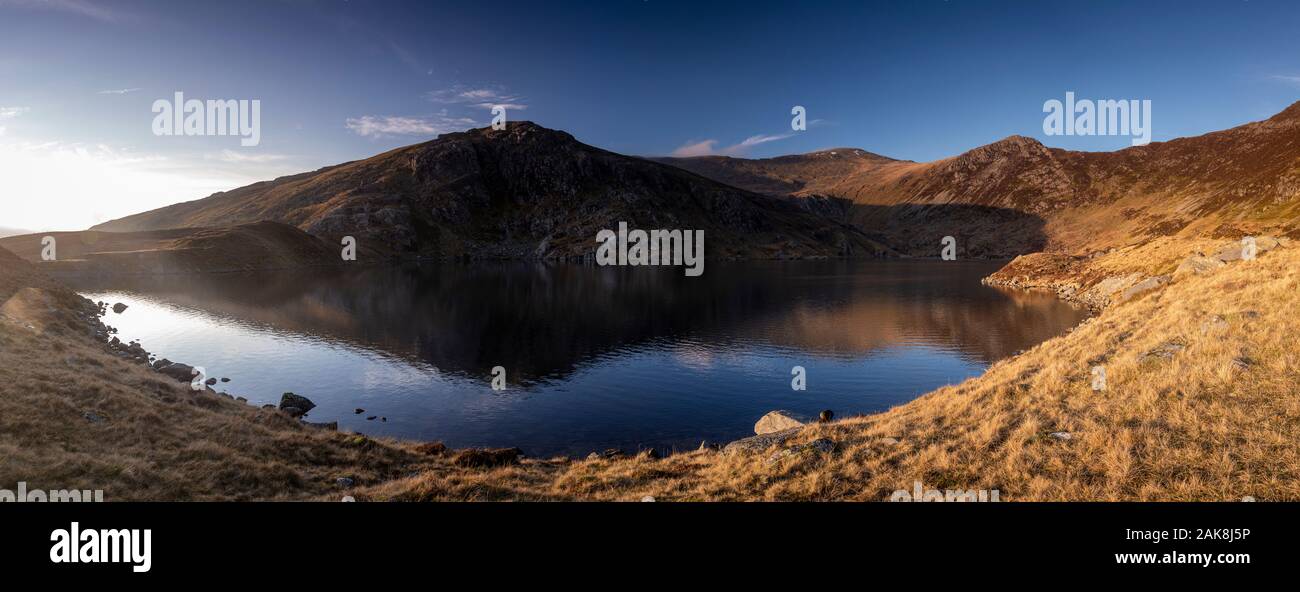 Ffynnon Llugwy reservoir in the Carneddau mountains, Snowdonia, North Wales Stock Photo
