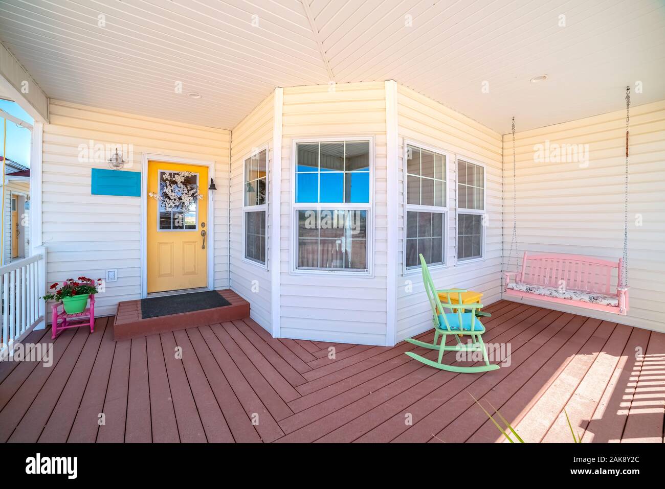 Space deck entry hi-res stock photography and images - Alamy