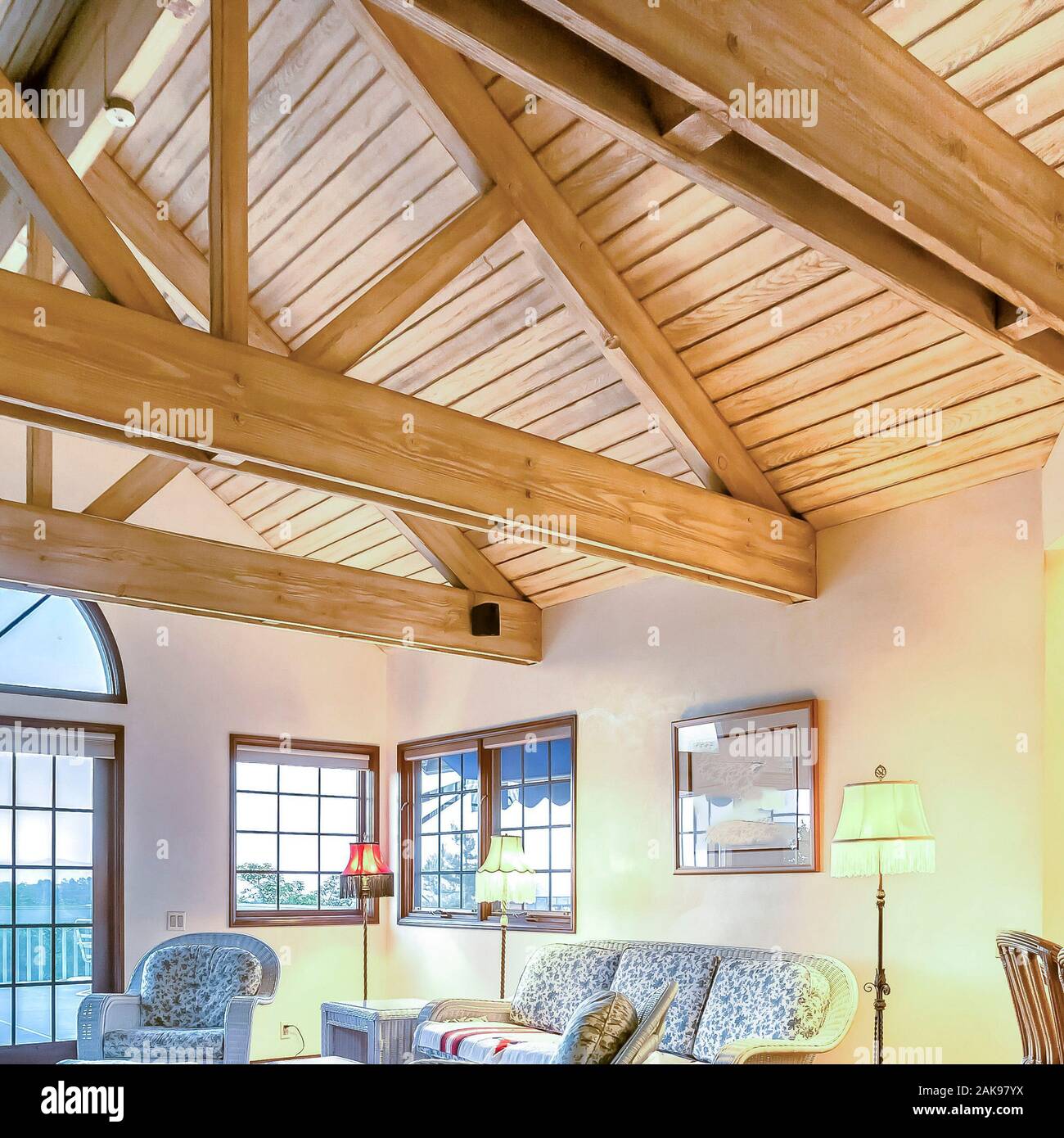 Fireplace Vaulted Ceiling Stock Photos Fireplace Vaulted Ceiling