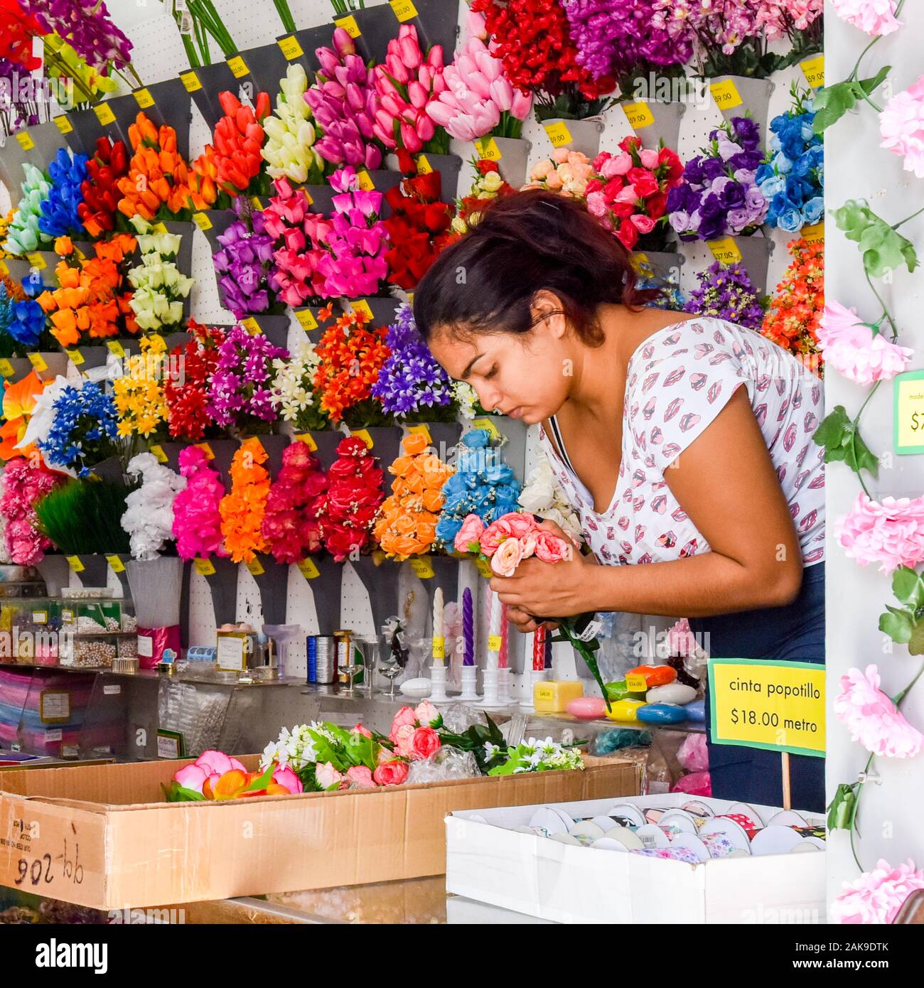 Shop selling artificial flowers, Merida,Mexico Stock Photo - Alamy