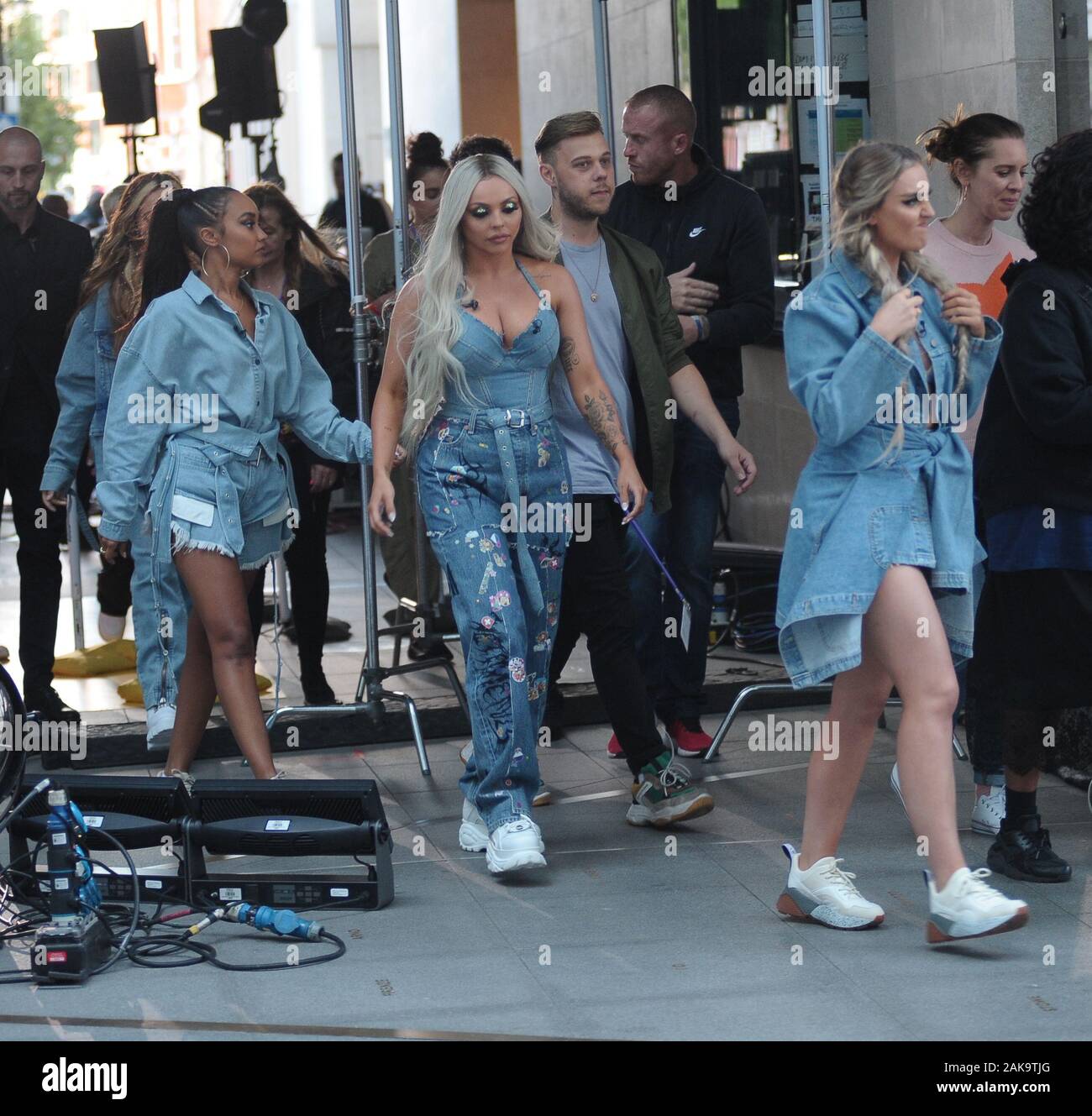 Little Mix Jade Thirlwall Perrie Edwards Leigh Anne Pinnock And Jesy Nelson On The One Show Stock Photo Alamy Little Mix Jade Thirlwall Perrie Edwards Leigh Anne Pinnock And Jesy Nelson On The One Show Stock Photo Alamy