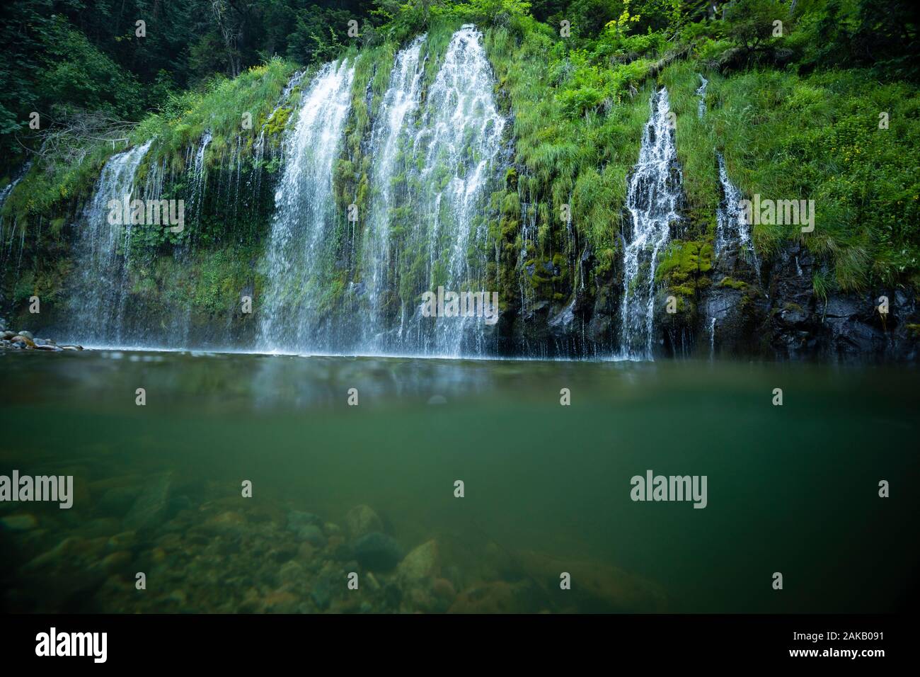 Mossbrae Falls flowing into Sacramento River, Dunsmuir, California, USA