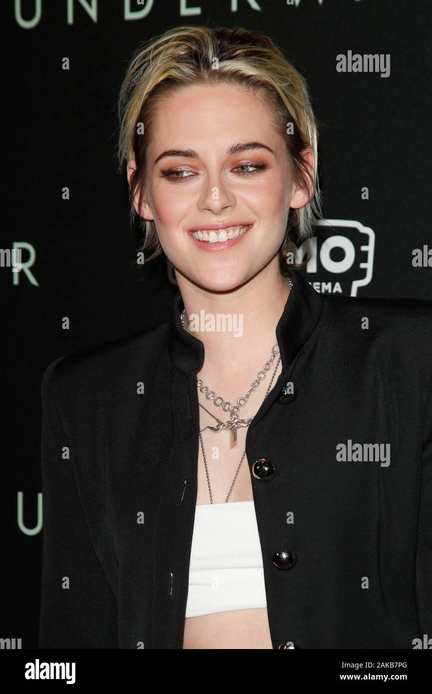 Los Angeles, CA. 7th Jan, 2020. Kristen Stewart at arrivals for UNDERWATER Fan Screening, Alamo Drafthouse Cinema, Los Angeles, CA January 7, 2020. Credit: Priscilla Grant/Everett Collection/Alamy Live News Stock Photo