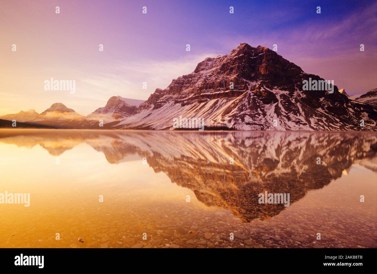 Landscape with Bow Lake and mountain in Canadian Rockies at sunrise, Banff National Park, Alberta, Canada Stock Photo
