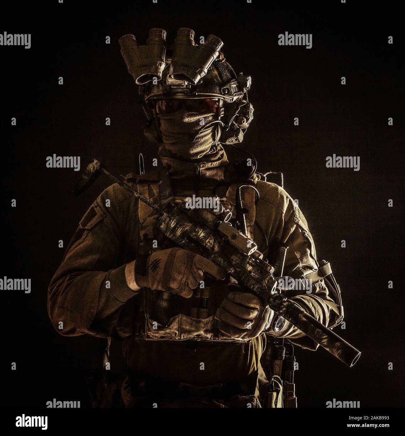 Portrait of elite commando fighter in darkness Stock Photo - Alamy