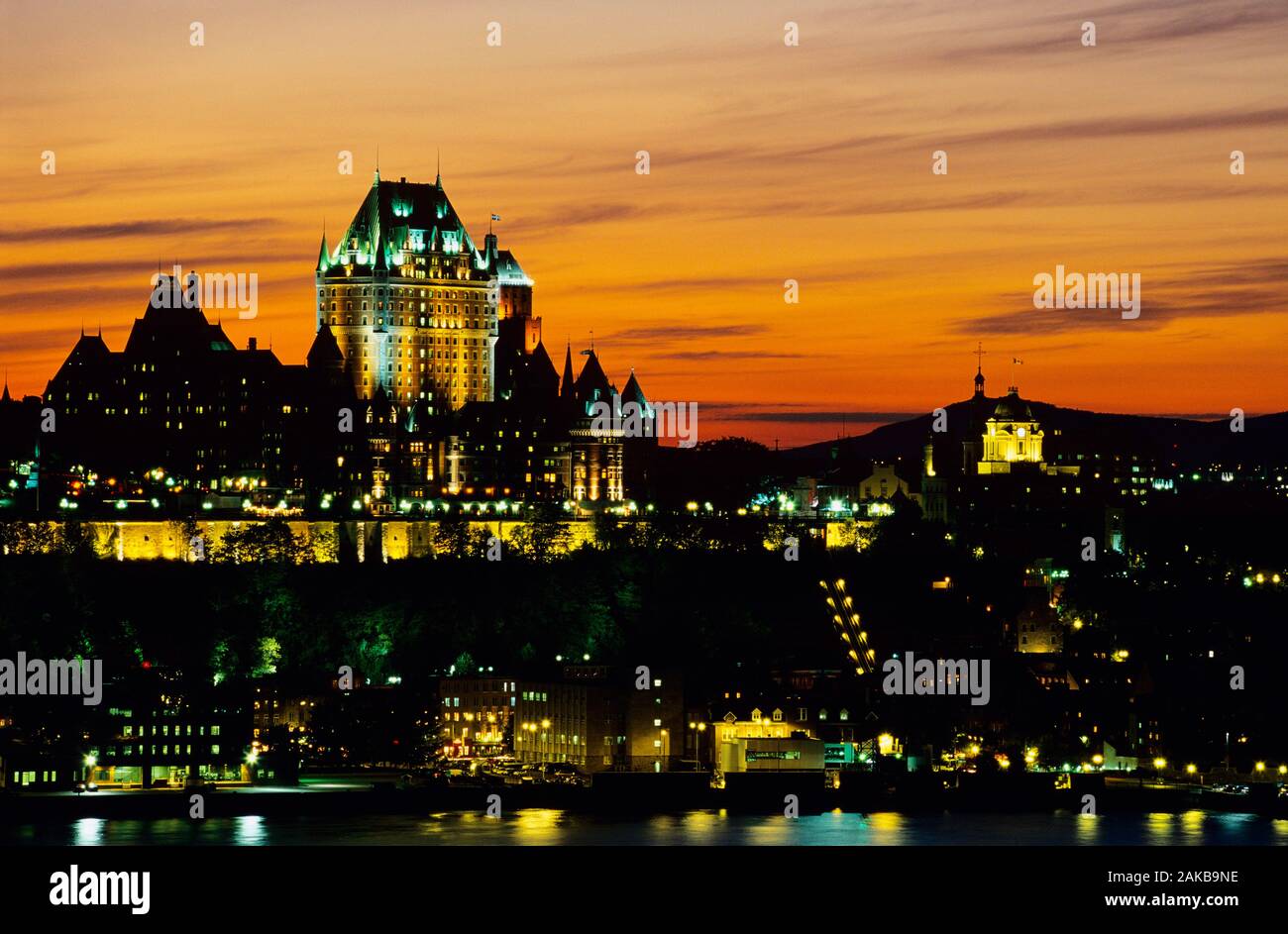 Château Frontenac at dusk