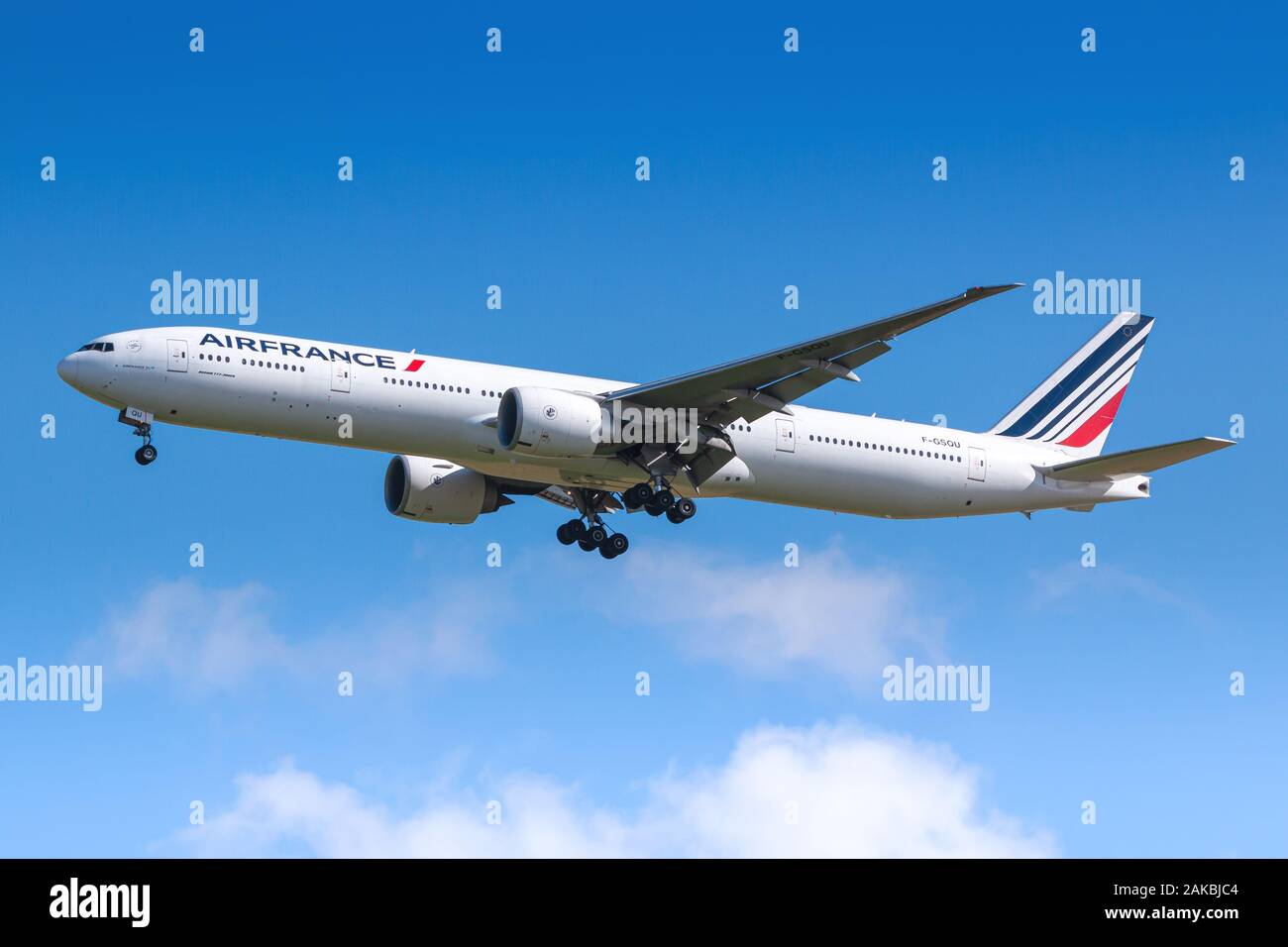 Boeing 777 air france airplane hi-res stock photography and images - Alamy