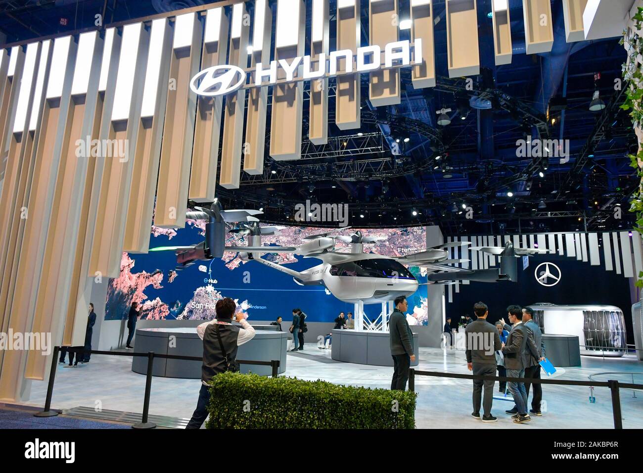 Aerial ride sharing hi-res stock photography and images - Alamy