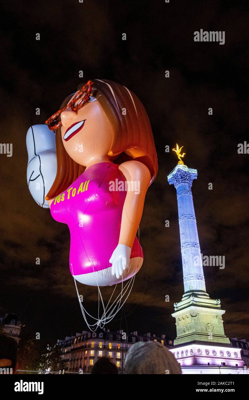Paris De Nuit High Resolution Stock Photography And Images Alamy