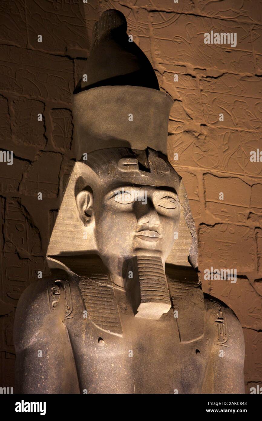 Statue of ramses ii in luxor hi-res stock photography and images - Alamy