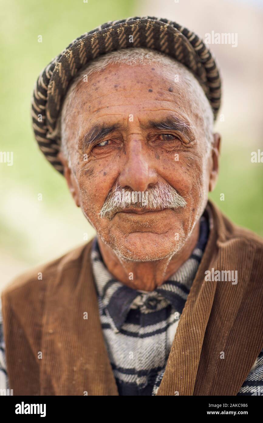 Tajikistan, Gorno-Badakhshan Autonomous Region, Vrang, portrait of an elderly Tajik man Stock Photo