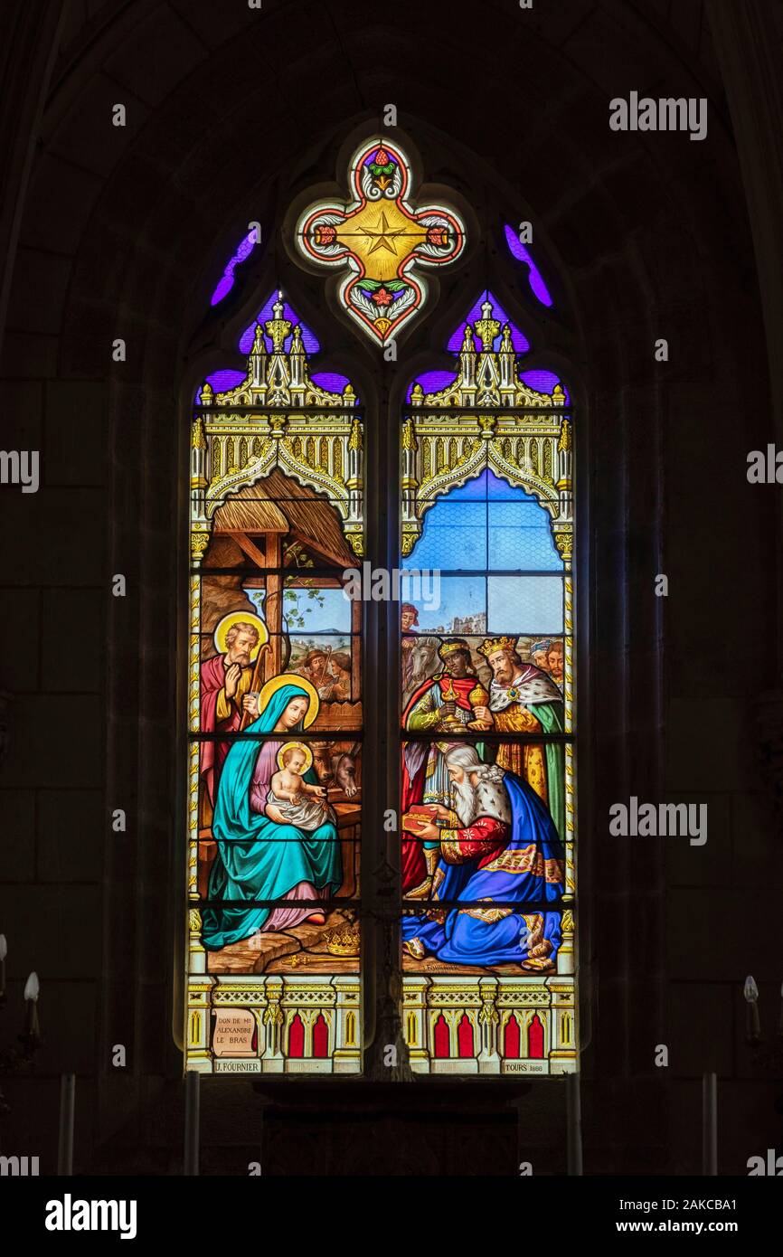 France, Morbihan, Auray, Saint-Goustan harbor, Saint-Sauveur church of Saint-Goustan, religious stained glass Stock Photo