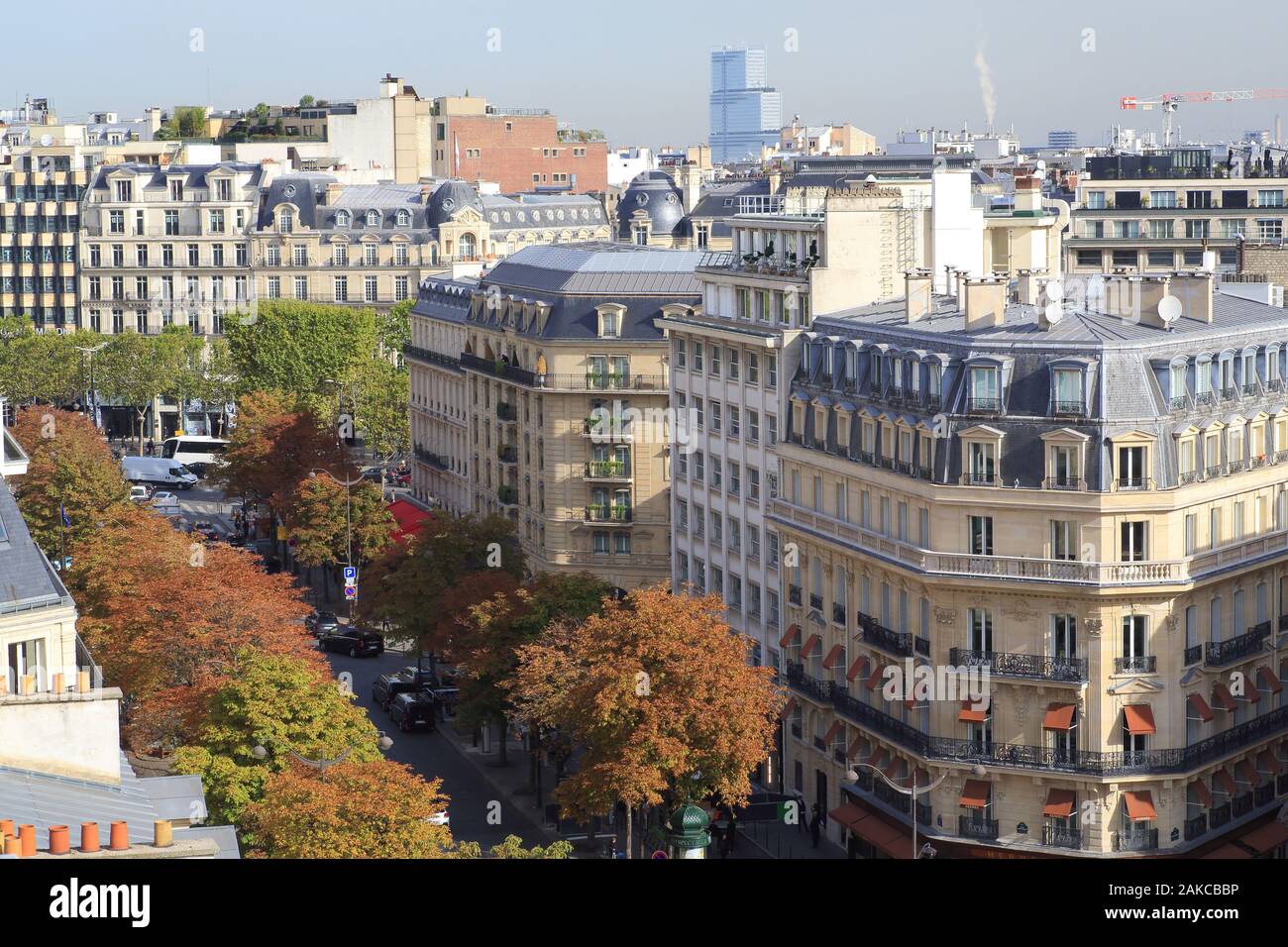 Avenue v, paris, france hires stock photography and images Alamy