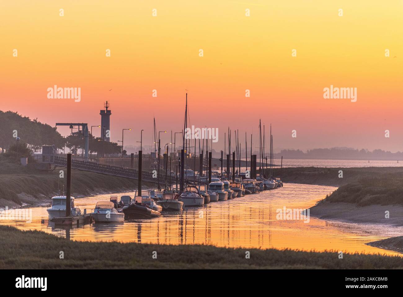 France, Somme (80), Bay of the Somme, Le Hourdel, dawn on the port Stock Photo
