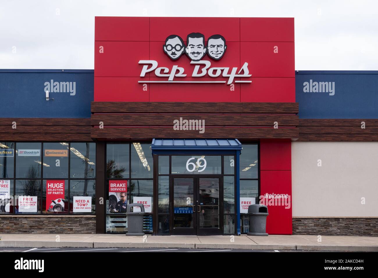 Norristown, PA - Jan. 5, 2020: Auto service and supply company Pep Boys is owned by Icahn Automotive Group LLC since 2016 and originated in Philadelph Stock Photo