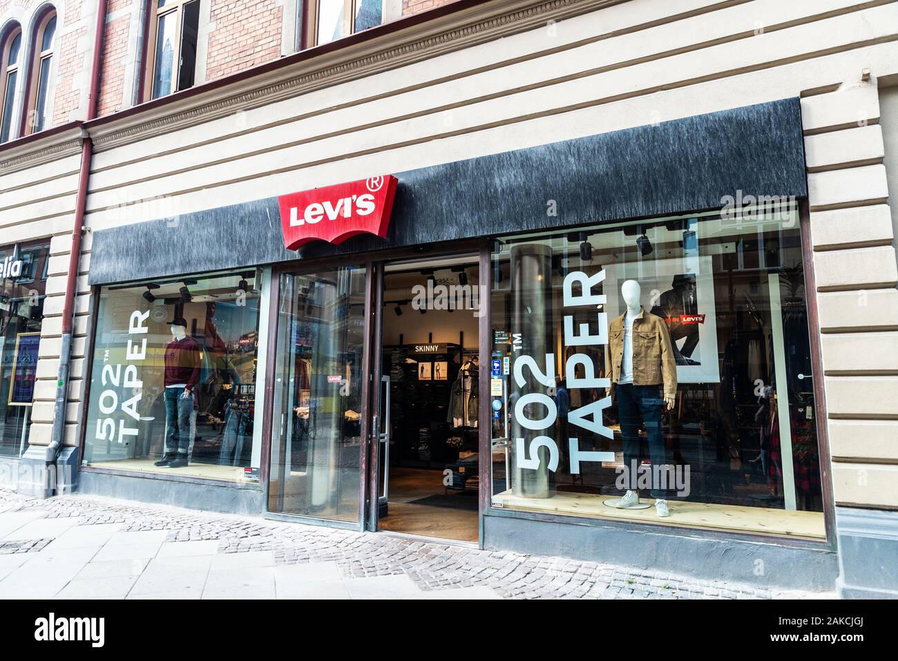 Levi strauss store hi-res stock photography and images - Alamy