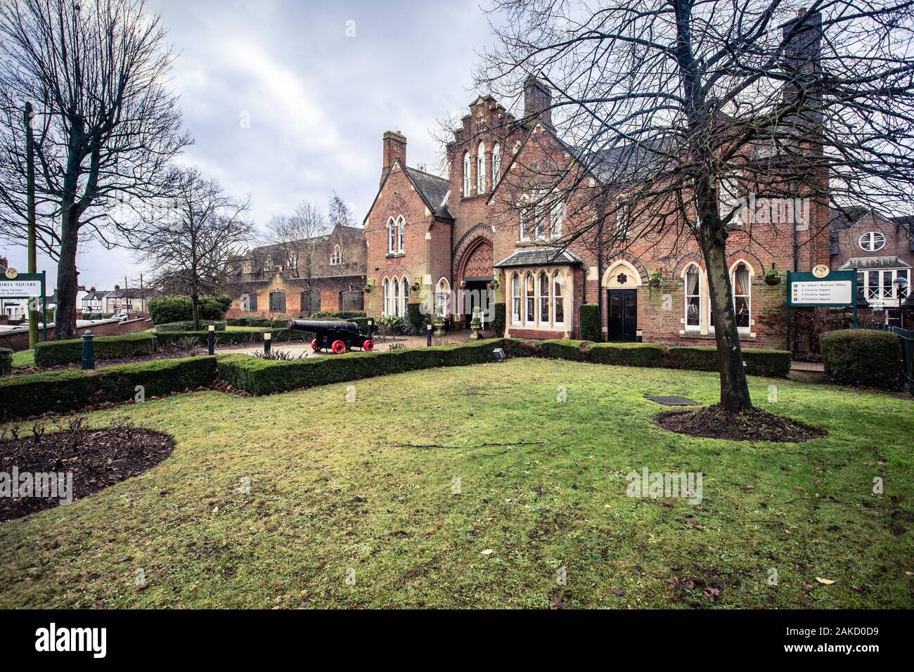 View of the outside exterior of Register Office, The Gatehouse, St Albans,  Hertfordshire. Location of the opening scene of British TV series  'Porridge' Stock Photo - Alamy