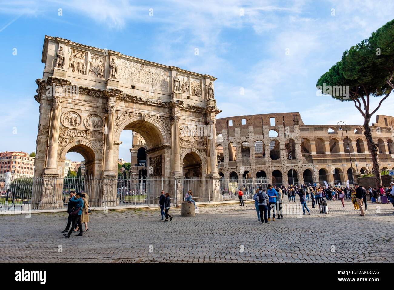 Ancient Rome buildings, south side view of Arch of Constantine reliefs ...