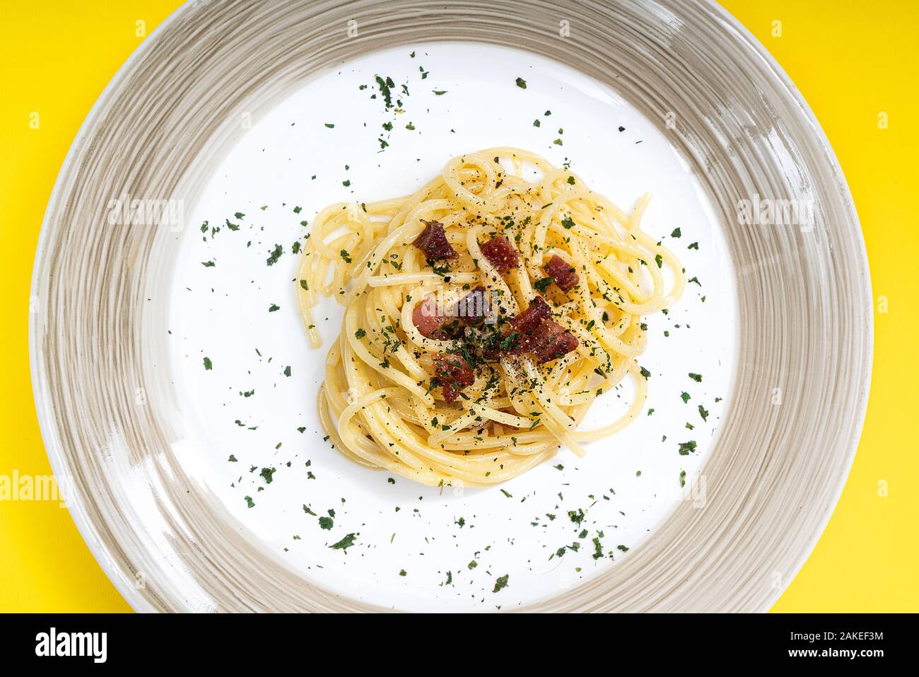 Carbonara spaghetti served on a plate Stock Photo
