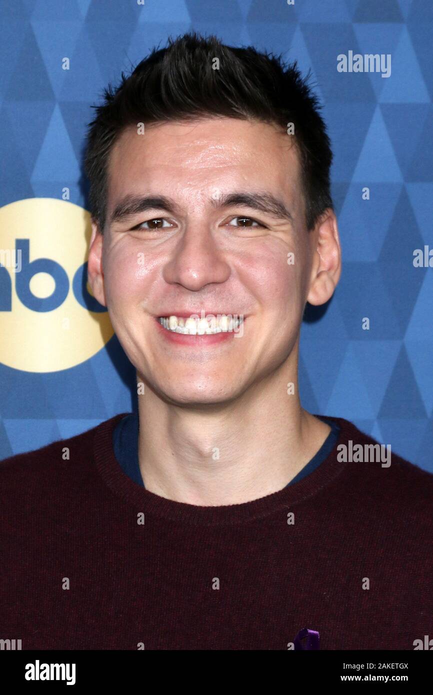 John Holzhauer [Profiles] • Instagram, Twitter, TikTok Foller