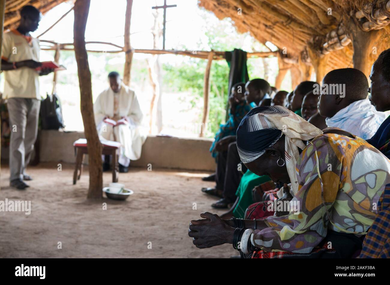 UGANDA, Karamoja, Kaabong, Karamojong Ethnie, Loyoro Parish, mission