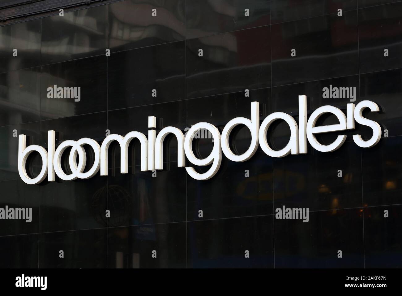 Bloomingdale's, New York – Visual Merchandising and Store Design