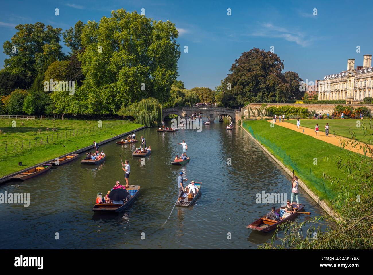 UK, England, Cambridgeshire, Cambridge, River Cam, King's College, Punting Stock Photo