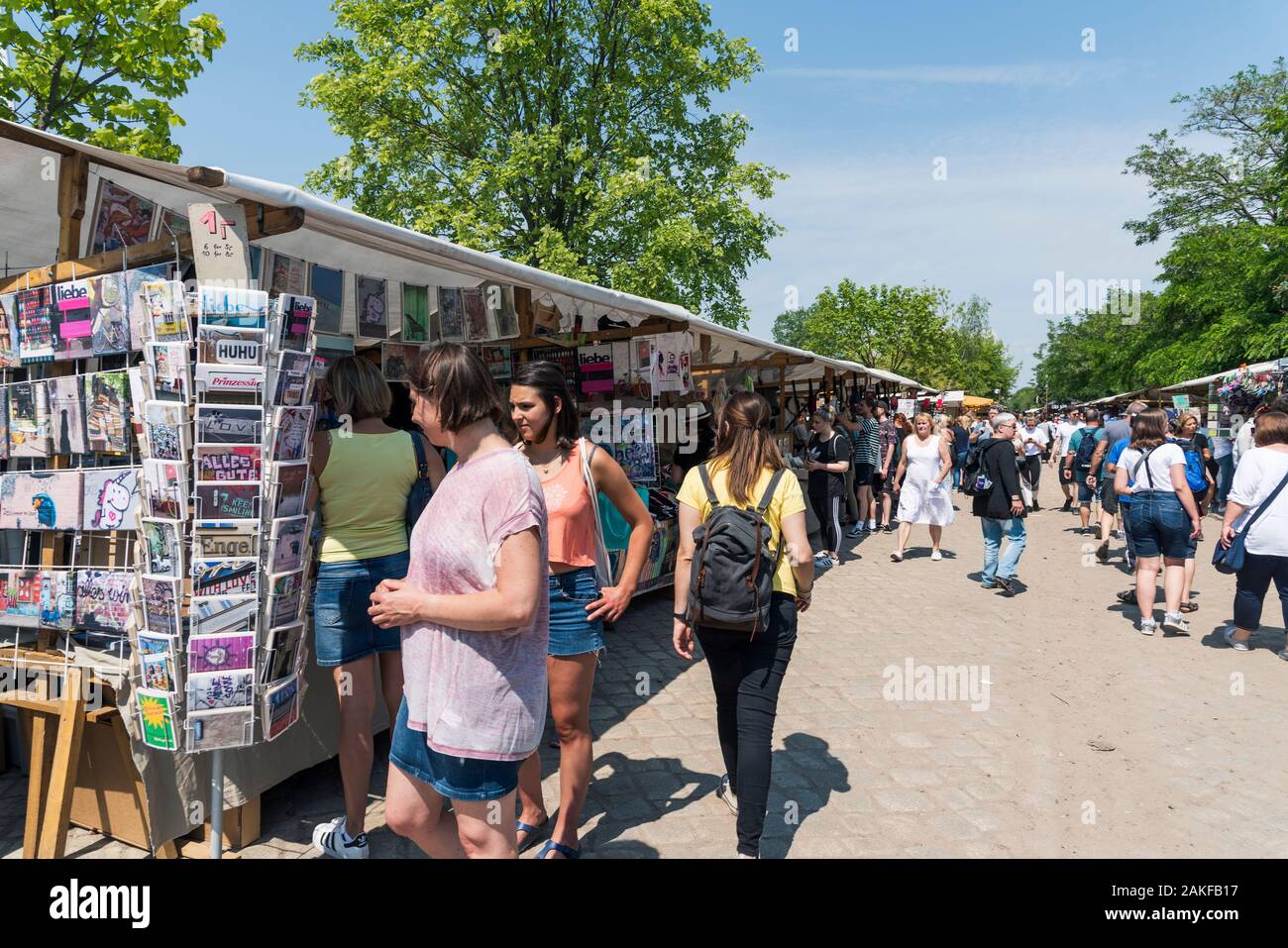 Flohmarkt hi-res stock photography and images - Alamy