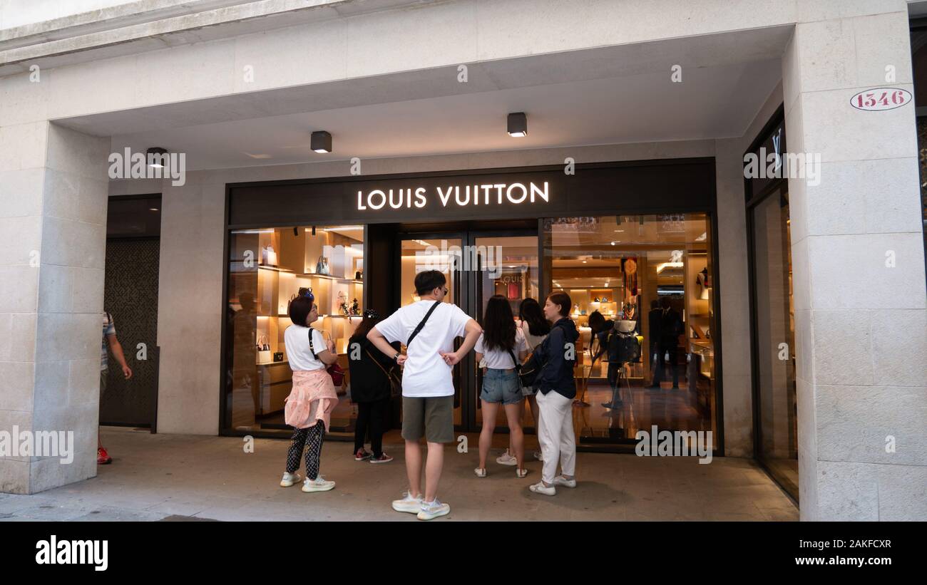 Louis vuitton store venice italy hi-res stock photography and