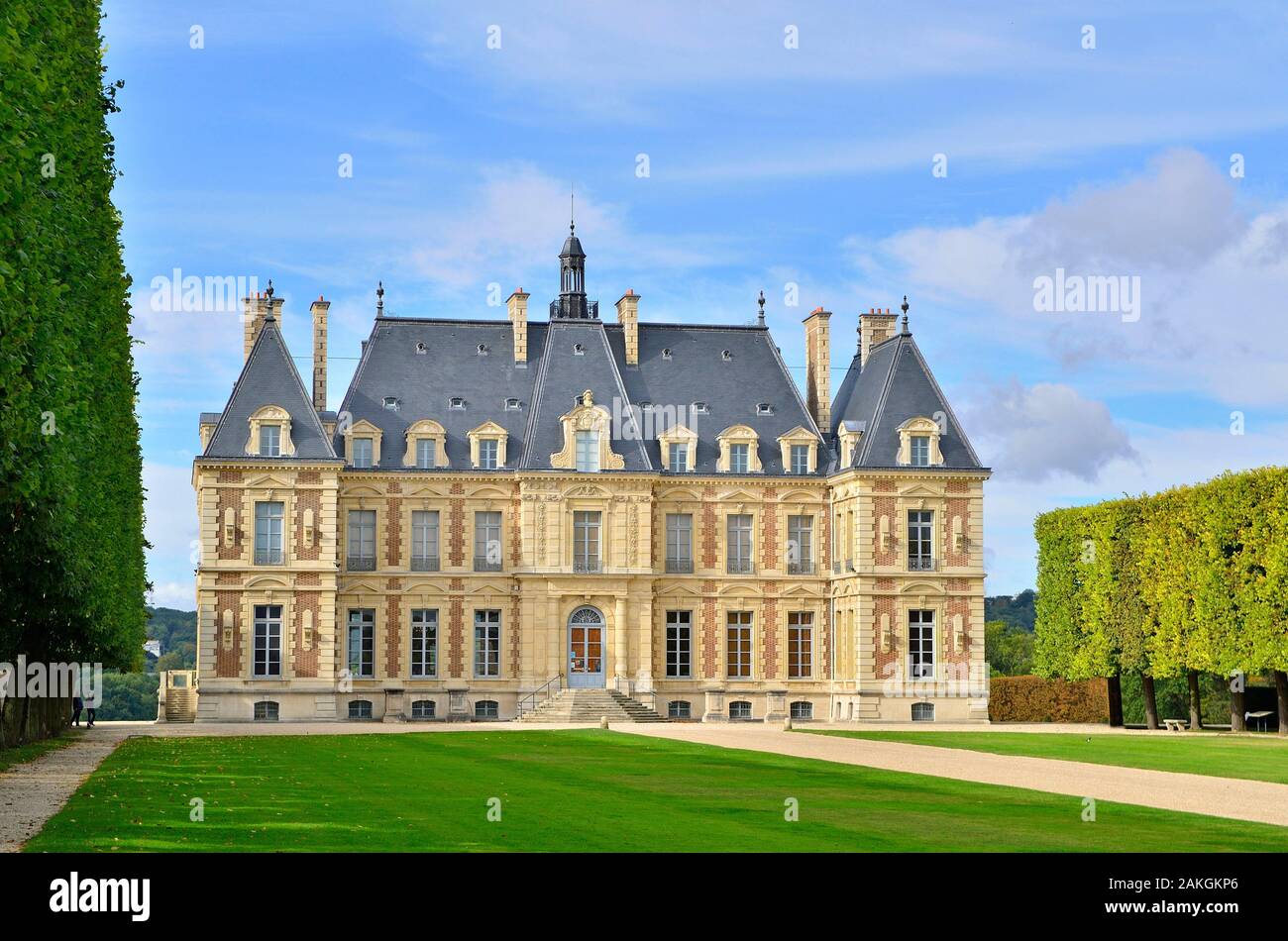 France, Hauts de Seine, Sceaux, the park and the castle housing the Ile de France museum Stock Photo