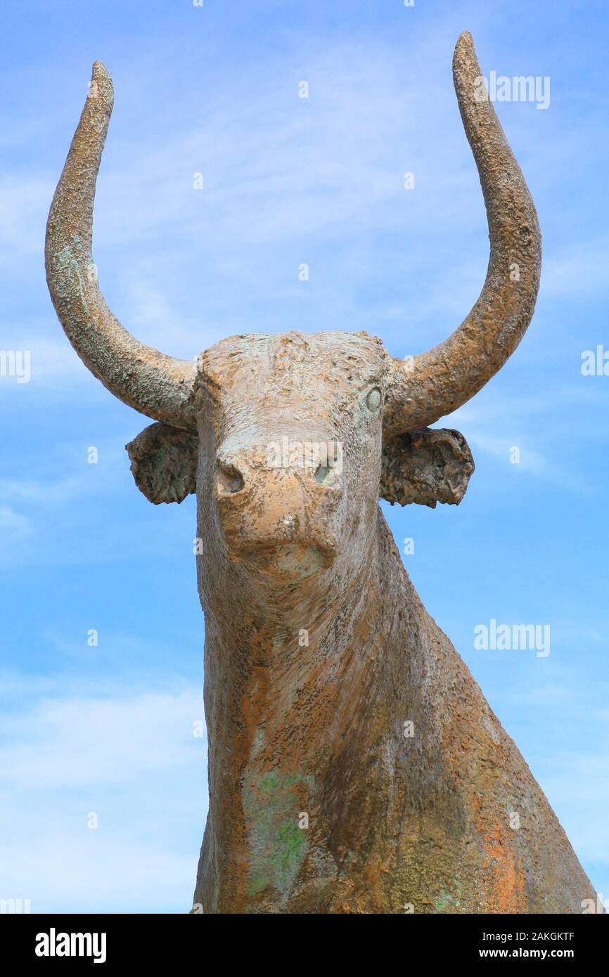 France, Gard, Petite Camargue, Le Grau-du-Roi, statue of a bull (cocardier)  in front of