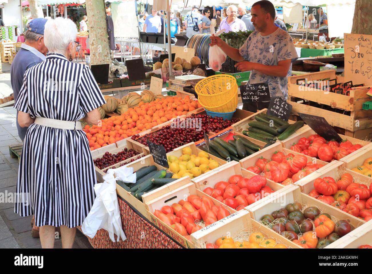 France, Gard, Petite Camargue, Le Grau-du-Roi, Place de la Republique, market, fruit and vegetable seller Stock Photo