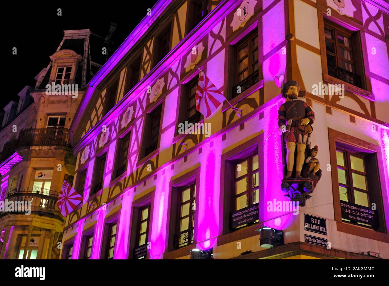 France, Haut Rhin, Mulhouse, Place de la Reunion, corner Rue Guillaume Tell, building, niche France, Haut Rhin, Mulhouse, Place de la Reunion, corner Rue Guillaume Tell, building, niche