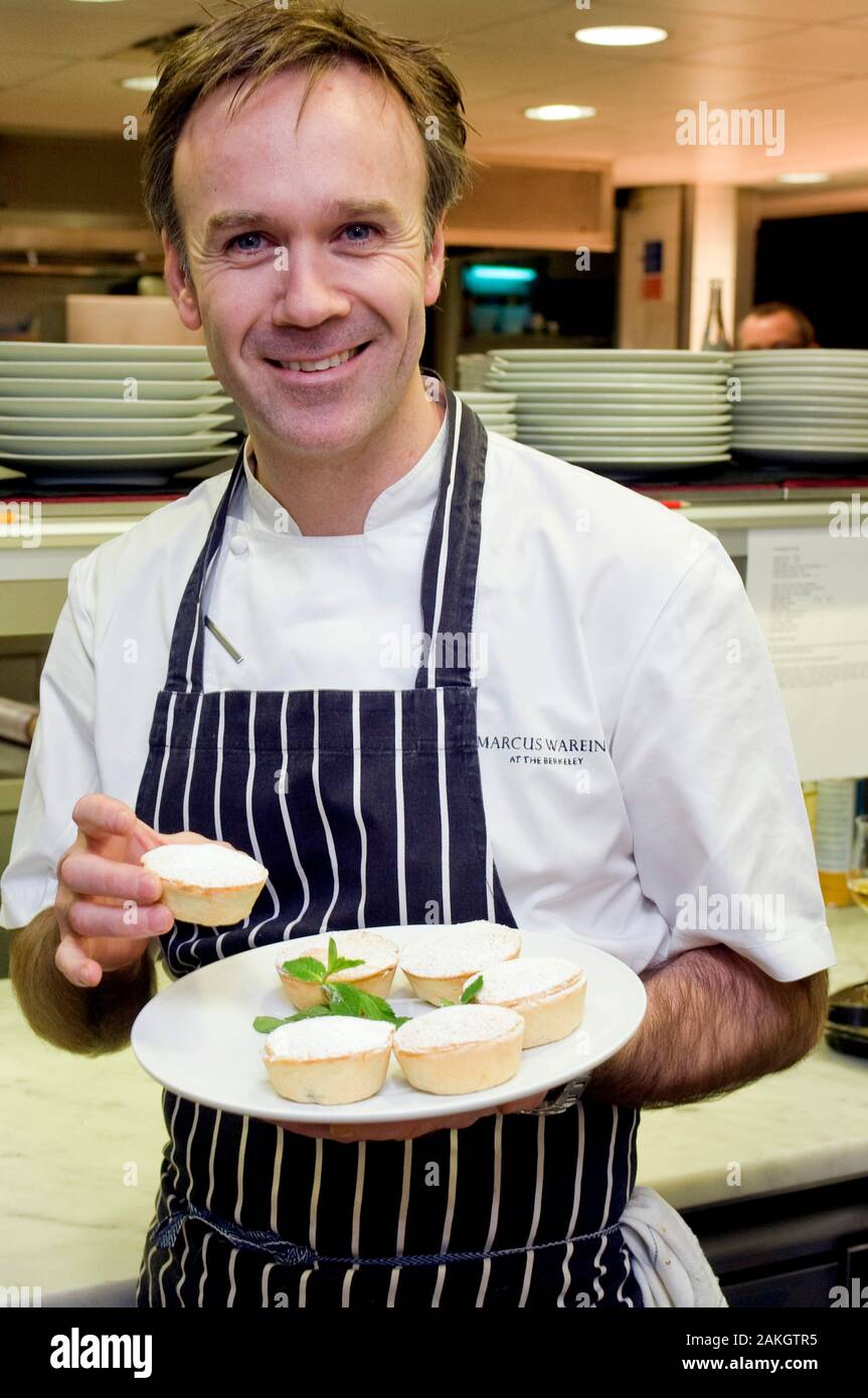 Master chef marcus wareing hires stock photography and images Alamy
