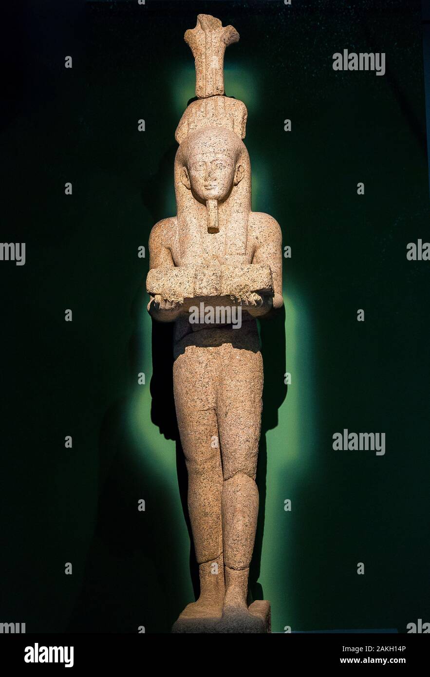 Opening visit of the exhibition “Osiris, Egypt's Sunken Mysteries”. Colossal statue of the god Hapy presenting an offering table. Stock Photo