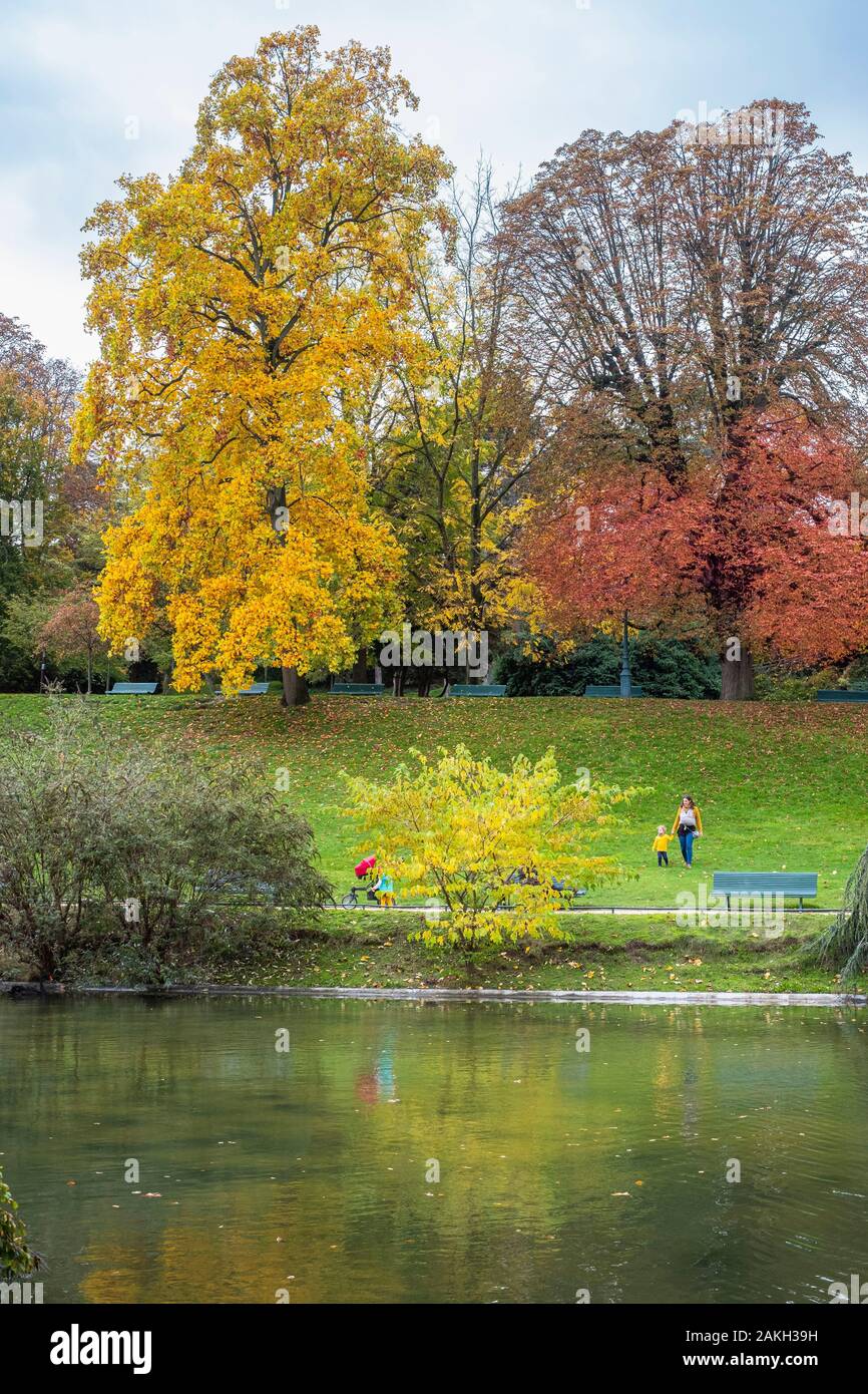 France, Paris, ParcdeMontsouris district, Montsouris Park in the fall Stock Photo Alamy