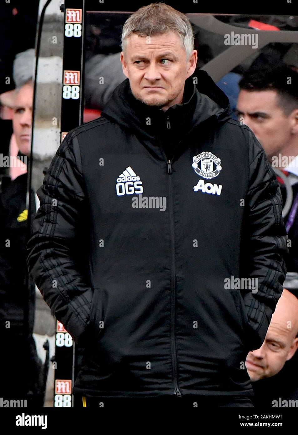 manchester united stadium jacket